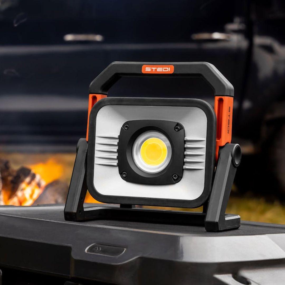 STEDI T3000 LED Area Light: Portable, Bright, Rechargeable Work Light for Outdoors