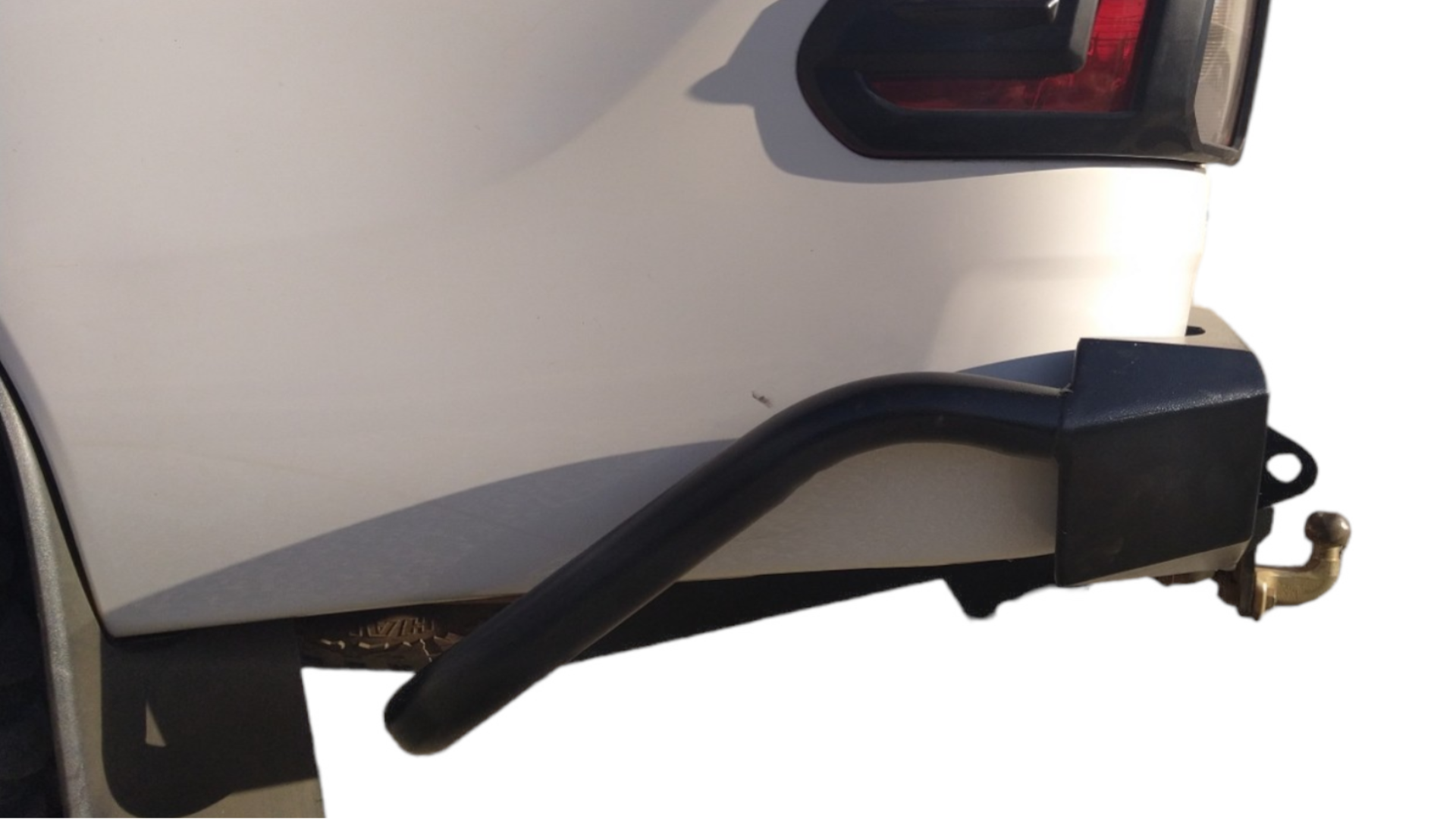 Toyota Hilux GD6 Legend 2016+ Heavy-Duty Steel Rear Bumper Towbar System